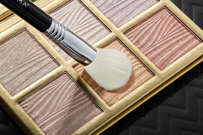 Sigma Beauty F76 Chiseled Cheek™ Brush