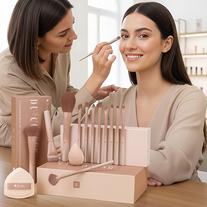 DUcare Makeup Brushes Set 12Pcs Coffee Series Makeup Brush set with Makeup Sponges Gifts Foundation Blending Face Powder Blush Eye Shadows Brushes