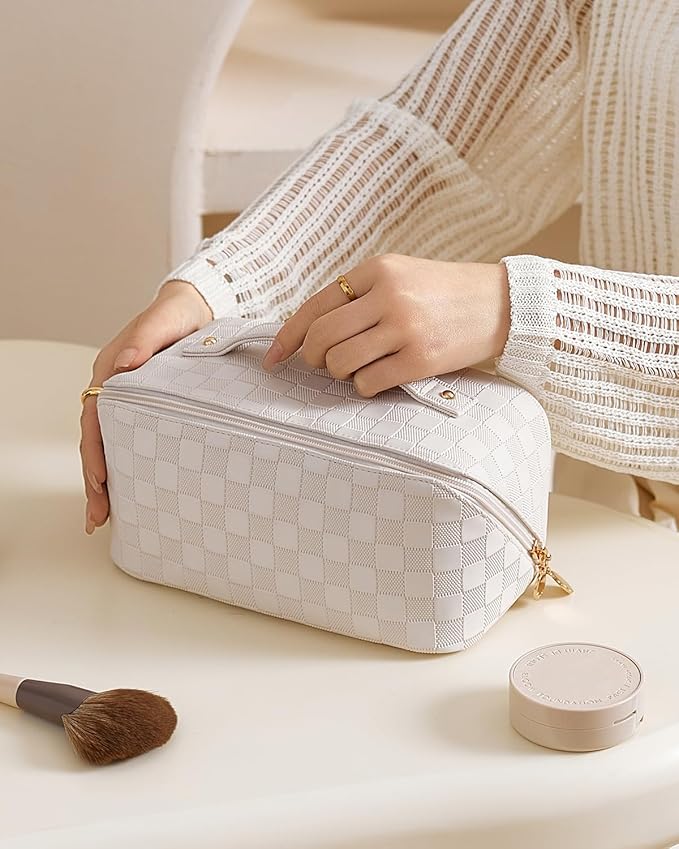 EACHY Travel Makeup Bag,Large Capacity Cosmetic Bags for Women,Waterproof Portable Pouch Open Flat Toiletry Bag Pattern Makeup Bag