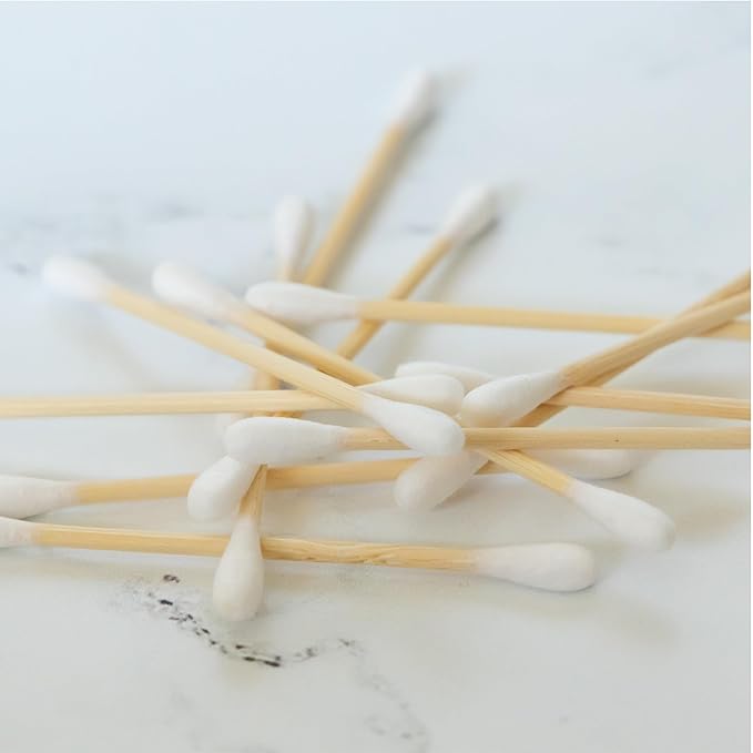 The Humble Co. Bamboo Cotton Swabs (600 count) - Cotton Swabs and Cotton Buds for Ears, Makeup, Pet Care and Cleaning (White)
