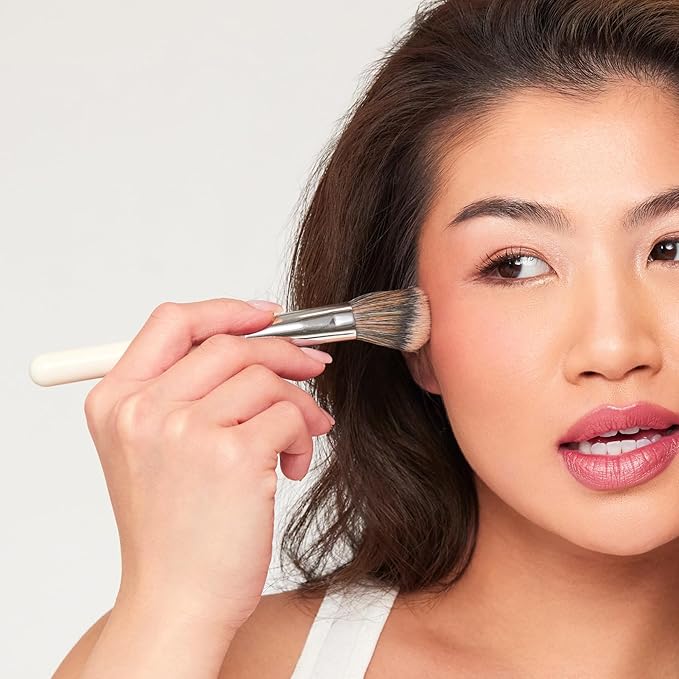 HALEYS Contour Brush VEGAN + CRUELTY-FREE, Angled & Tapered with Fluffy Bristles, Ideal for powder, cream, liquid, Use with blush, contour, bronzer, Sustainable Wood