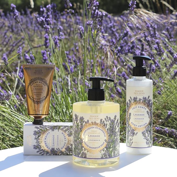 Panier des Sens - Small Hand Cream for Dry Cracked Hands - Lavender Mini Hand Lotion for Dry Skin - With Shea Butter and Olive Oil - Hand Care 97% Natural Ingredients - Travel Size 1 floz