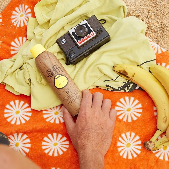 Sun Bum Original SPF 50 Sunscreen Body Spray | Broad Spectrum Moisturizing Sunblock with Vitamin E | Hawaii 104 Act Compliant (Octinoxate & Oxybenzone Free) | 2 Pack, 6 oz