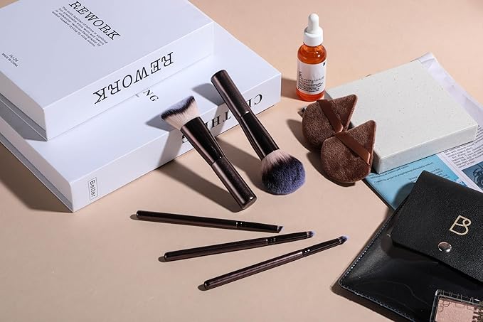 BS-MALL Travel Makeup Brushes Premium Synthetic Foundation Powder Concealers Eye Shadows 7 PCS with Triangle Puff & Storage Bag (Bright black)