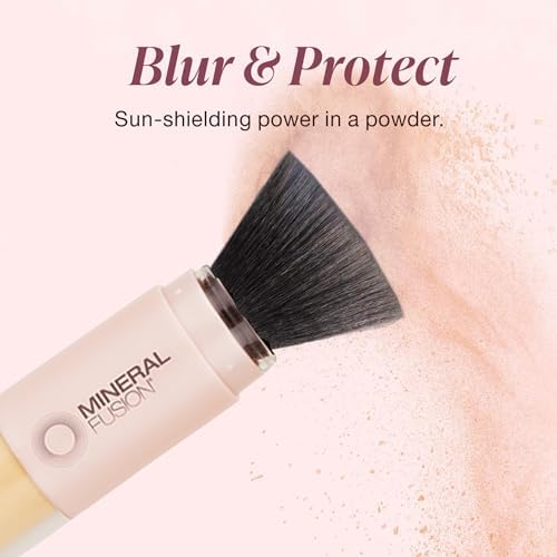 Mineral Fusion Brush-On Powder Sunscreen for Face SPF 30 | Transluscent Natural Daily Sun Care with UVA UVB Protection | Hypoallergenic, Non-Toxic | TSA & Travel Friendly
