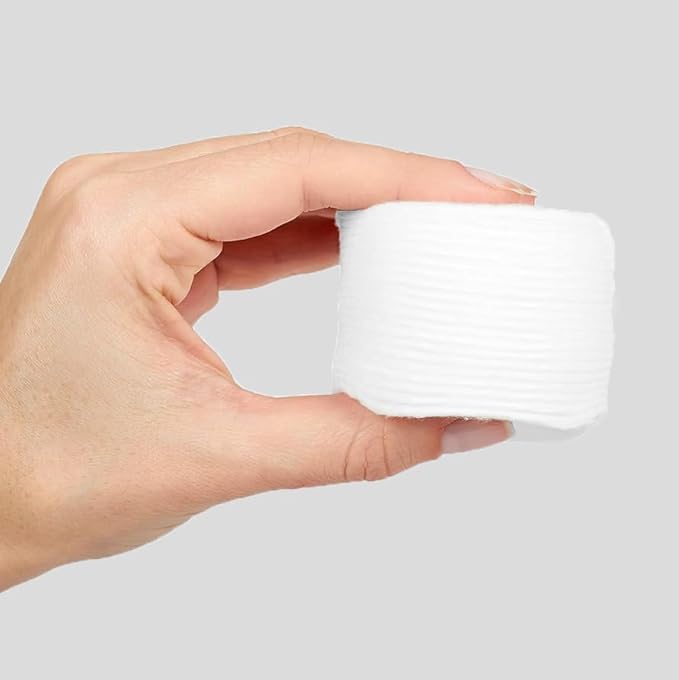 Amazon Basics Hypoallergenic 100% Cotton Rounds for Makeup Removal and Skincare, 600 Count, 6 Packs of 100 Count