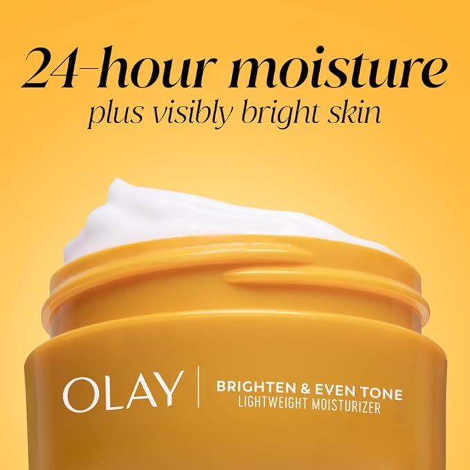 Olay Regenerist Vitamin C Face Moisturizer, Bright & Even Lightweight Cream for Women - Brightens, Hydrates, Evens Tone + Texture, Glowing Skin Care - Recyclable Sustainable Eco Jar, Non-Greasy, 2 Oz