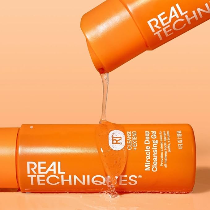 Real Techniques Miracle Deep Cleansing Gel, Makeup Brush & Sponge Cleaner Shampoo for Makeup Tools, Vegan & Cruelty-Free, 4 fl. oz./118 ml Bottle