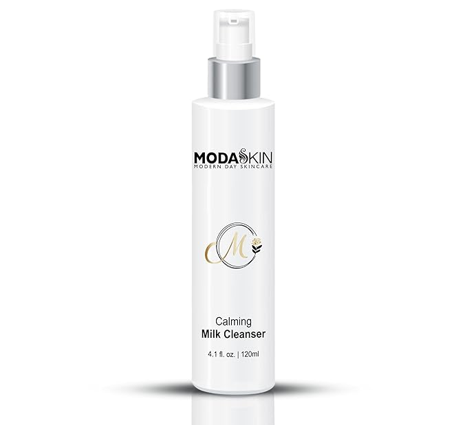 Calming Milk Facial Cleanser for all skin types with Chamomile Extract, Antioxidant & Coconut Oil that helps the Skin Generate & Tighten Spores 120 ml