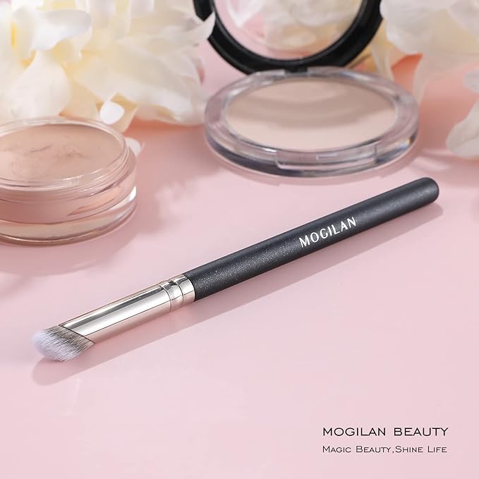 Concealer Brush, Angled Under Eye Makeup Small Foundation Precision Face Blending Brush for Liquid Cream & Nose Contour Make Up Application 370S