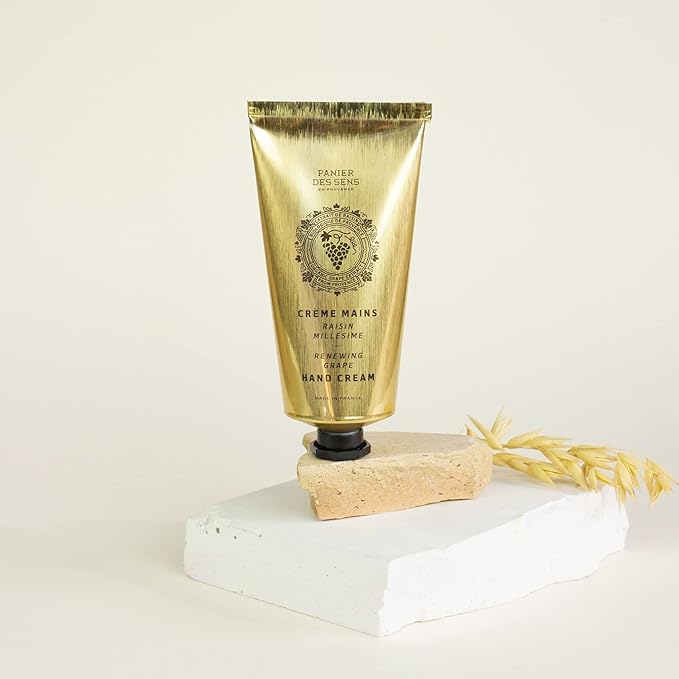 Panier des Sens - Hand Cream for Dry Cracked Hands - Grape Hand Lotion with Shea Butter & Grape Seed Oil - Vitamin E Skin Moisturizer with 97% Natural Ingredients - Made in France, 2.5 fl oz