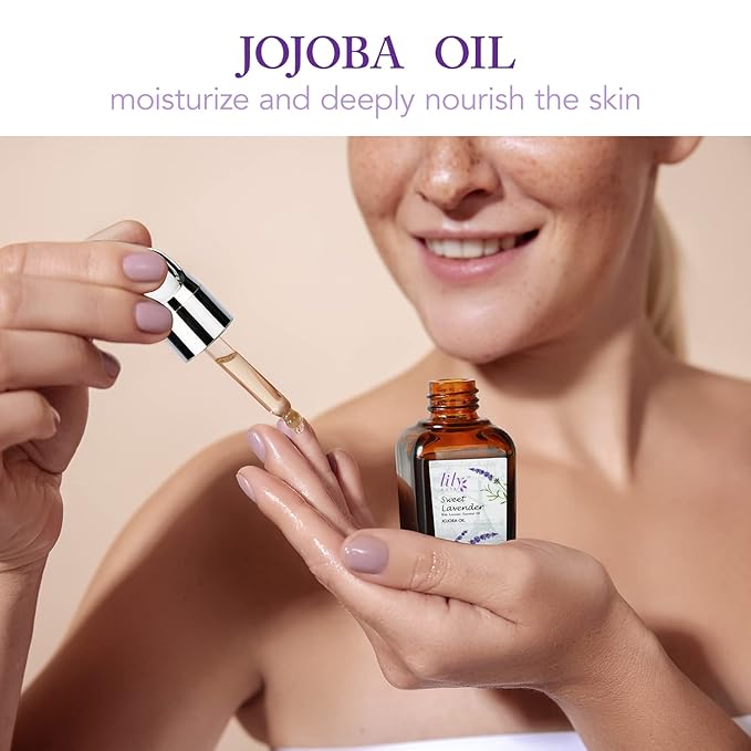 Mothers Day Gift for Mom - Relaxing 18-Piece Bath and Body Basket for Women Lavender Spa Gift Basket Set Bath Collection with Bath Bomb | Christmas, Birthday, Perfect Spa Present for Her All Occasions