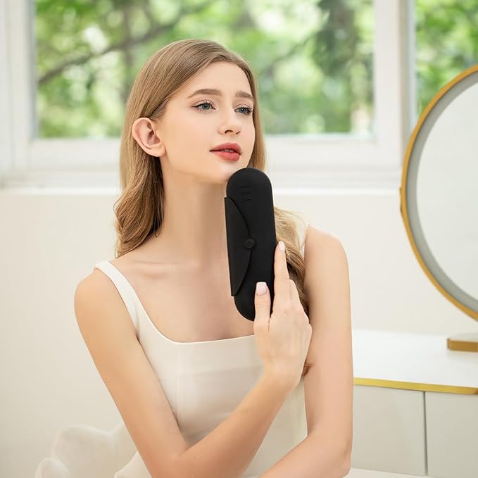 Silicone Makeup Brush Holder，Travel Makeup bag-Soft Portable Cosmetic Face Brushes Holder，Large Travel Makeup Brush Case with Anti-Fall Out Magnetic Closure