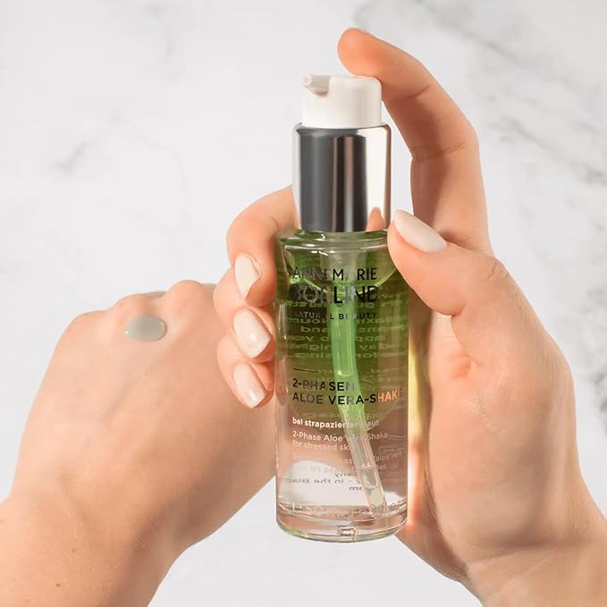 ANNEMARIE BÖRLIND - 2 Phase Aloe Vera Shake - Hyaluronic Acid + Aloe Vera + Black Currant Seed Oil For Soothed Skin - Soothing, Relaxing, Nourishing - 50ml