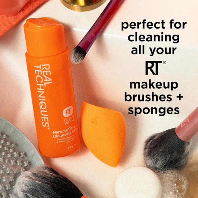 Real Techniques Miracle Deep Cleansing Gel, Makeup Brush & Sponge Cleaner Shampoo for Makeup Tools, Vegan & Cruelty-Free, 4 fl. oz./118 ml Bottle