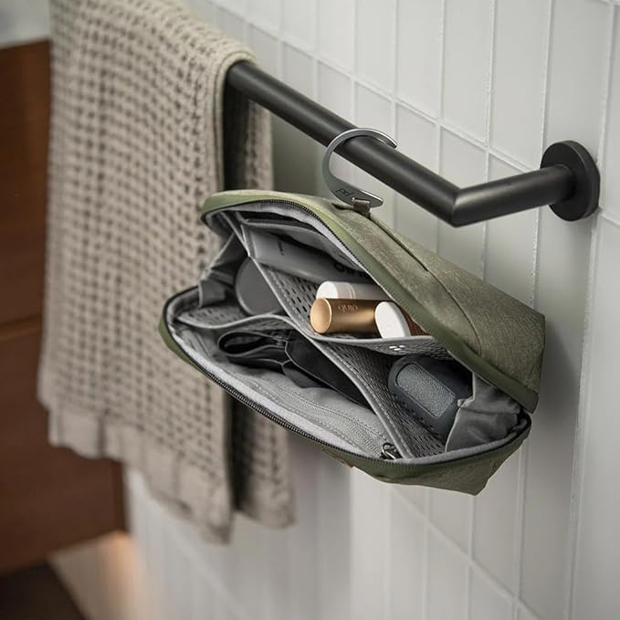Peak Design Small Wash Pouch, Sage, Weatherproof Travel Toiletry Bag, Upright or Hanging Toiletries Kit with Pockets, Magnetic Toothbrush Pocket, Wide UltraZip Opening, Toiletry Bag for Men and Women
