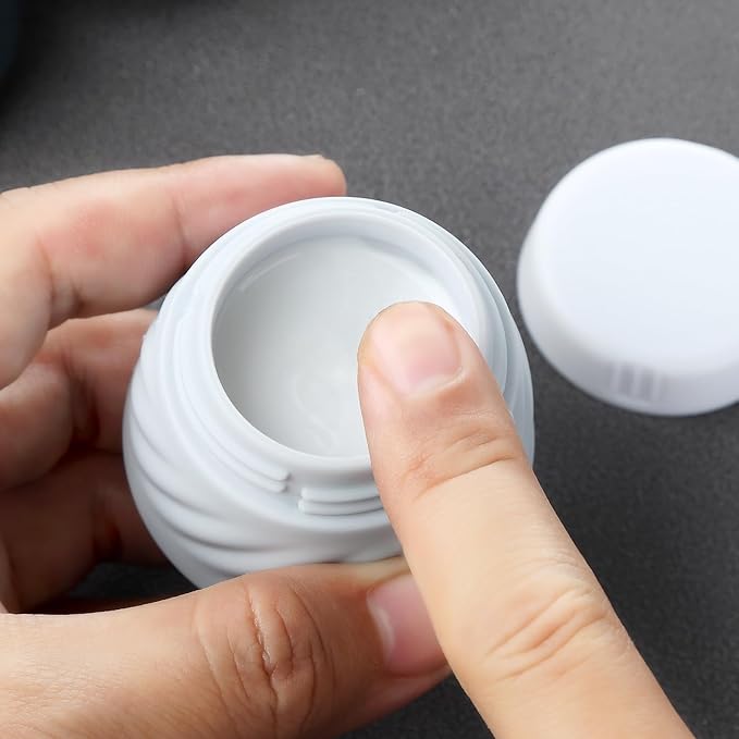 Gemice TSA Approved Travel Containers for Toiletries, 4 Pack Silicone Cream Jars with Convenient Toiletry Bag, Leak-proof Wide Mouth Travel-Size Toiletries Containers with Lid for Cosmetic Cream