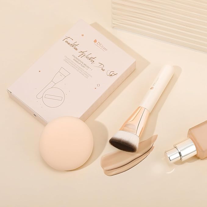 DUcare Foundation Brush for Liquid Makeup, Flat Top Professional Kabuki Brush with Puff Buffing Blending Mineral Powder Large Makeup Face Brush