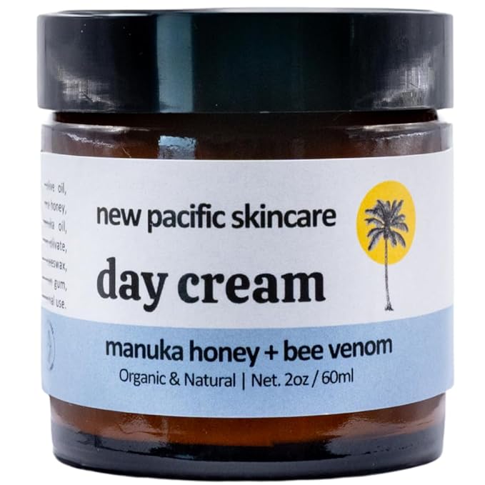Organic Bee Venom + Manuka Day Barrier Face Moisturizer | Hydrating, Anti-Wrinkle, Collagen Booster | 2.5 month supply, 2oz/60ml | Made in New Zealand