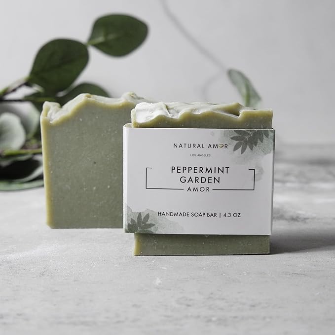 Natural Amor Handmade Soap Bar Gift Set 2pk with Soap Dish and Soap Saver, Scented with Essential Oils, Made with Natural Ingredients for All Skin Types