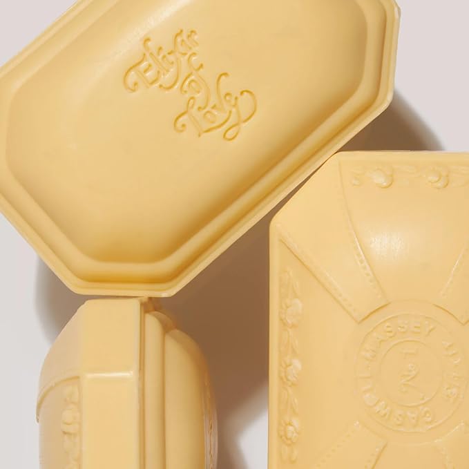 Caswell-Massey Elixir of Love Natural Bar Soap for Women, Moisturizing Body Soap Bar for All Skin Types, Made with Essential Oils & Plant-Based Formula for Soft Skin, 3.5 oz