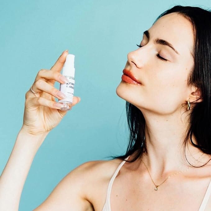 grace & stella Award Winning Rose Water Spray for Face with Glycerin & Aloe Vera - Travel Size (30ml) - Rosewater Face Mist for All Skin Types - Hydrating, Calming, Rejuvenating Facial Toner - Vegan