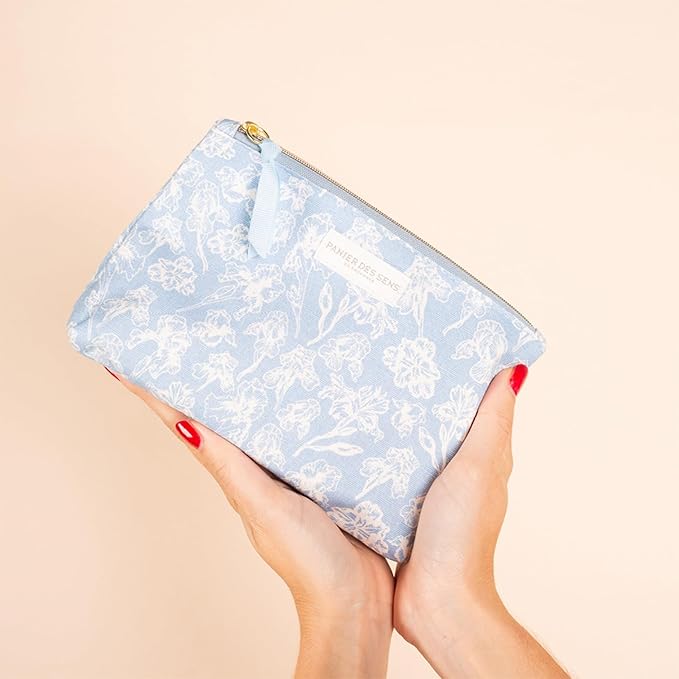 Panier des Sens Body Lotion, Moisturizer - Made in France 97% natural - 8.45 Floz/250 ml (Iris Set)