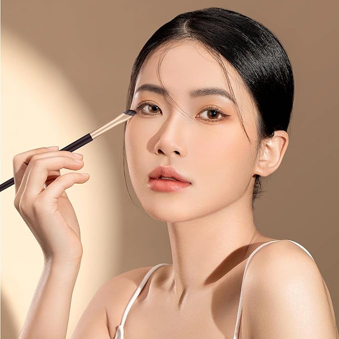 MSQ Eye Makeup Brushes 8pcs Eyeshadow Makeup Brushes Set with Bag, Soft Synthetic Hairs for Eyeshadow, Eyeliner, Blending, Concealer, Nose Shadow (Brown)