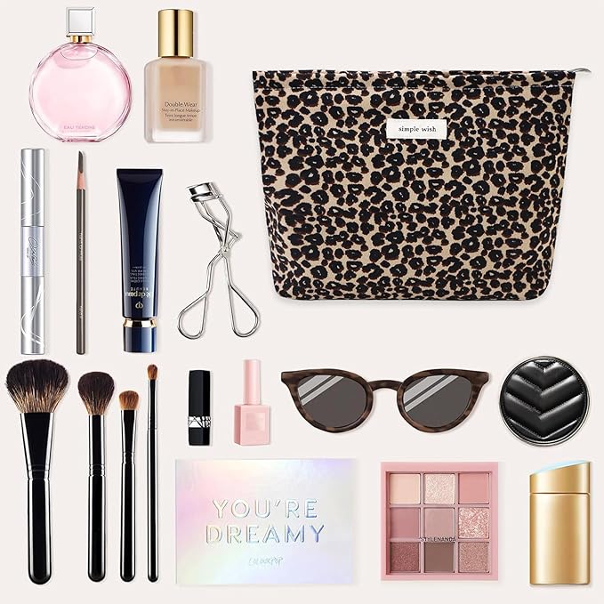 Wudygirl Leopard Makeup Bag Cosmetic Bag for Women and Girls Large Capacity Toiletry Bag Makeup Pouch Canvas Aesthetic Travel Makeup Bag Zipper Pouch (Leopard Print)