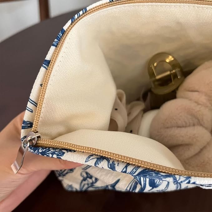 Wudygirl Cute Makeup Bag for Women - Travel Cosmetic Bag with Zipper Makeup Pouch Floral Make up Organizer Handbag Aesthetic (Porcelain Blue)