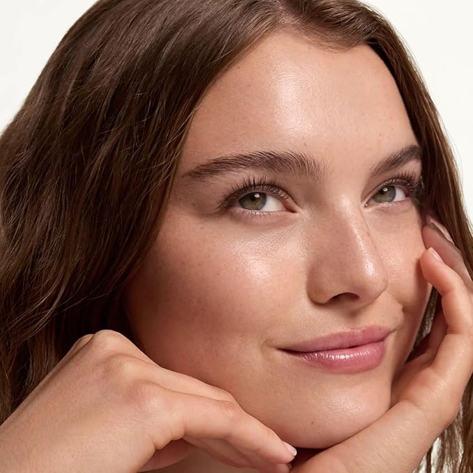 Summer Fridays Sheer Skin Tint - Tinted Moisturizer with Hyaluronic Acid - Helps Diminish Uneven Skin Tone - Sheer to Light Coverage - Shade 2.5 - Light with Cool Peach Undertones (1 Fl Oz)