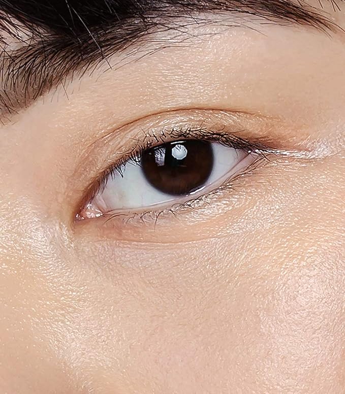 MÁDARA Organic Skincare | Luminous Perfecting Concealer 35 HONEY – 4ml, Dewy finish, With hyaluronic acid, Natural concealer for dark circles and blemishes, Vegan, COSMOS natural certified.