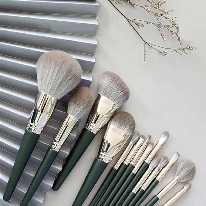 Makeup Brush Gift Set: 14 Professional Makeup Brush Set Senior Plant Fiber Bionic Silk Synthetic Face Kabuki Brush Set Foundation Blush Eye Shadow Brush Set LS-HZS-002