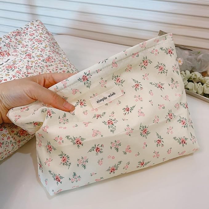 Wudygirl Flower Makeup Bag Cosmetic Bag for Women and Girls Large Capacity Makeup Pouch Aesthetic Cute Makeup Bag Canvas Toiletry Bag Pencil Pouch with Zipper (Beige and Small Floral)