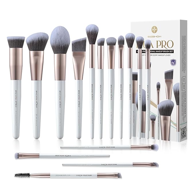 EIGSHOW Makeup Brushes Set, 15Pcs Professional Make Up Brush with Silver Ion Bristles for Foundation Powder Blush Highlighter Concealer Eyeshadow Eyeliner, Travel Gift Set (Champaign Gold)