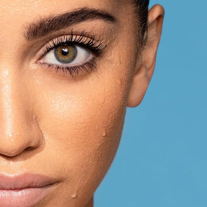 Pupa Milano Vamp! Waterproof Mascara - Add Extreme Volume and Length to Lashes - Serum-Infused Formula Promotes Thicker Lash Appearance - Smudge, Clump, and Water Resistant - 001 Extra Black - 0.3 oz