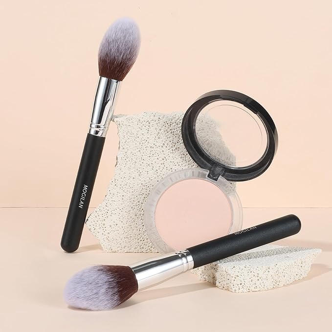 Blush Brush for Cheeks Fluffy Tapered Makeup Brush for Mineral Setting Powder Bronzer Buffing Applicator Large Face Make Up Tool Black