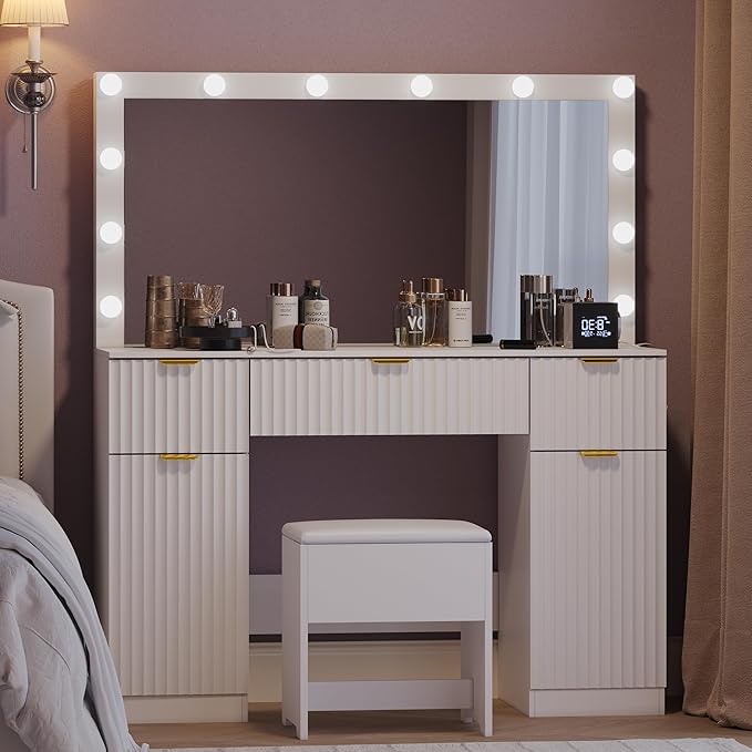 Fluted Makeup Vanity with Large Lighted Mirror and Chair, 7 Drawer Dressing Table with Power Outlet and USB, Elegant Vanity Desk with Cushioned Stool for Bedroom, Women, Girls