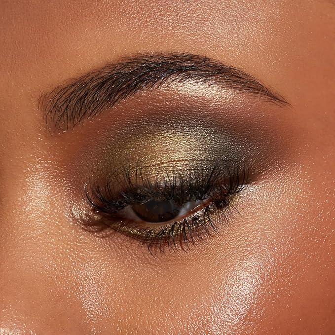 Sigma Beauty Quad Eyeshadow Palette – Makeup Eyeshadow Quad with a Buttery Soft Formula and Buildable, Blendable Shades for a Flawless Eye Look, Designed for All Day Wear (Caramel Apple)