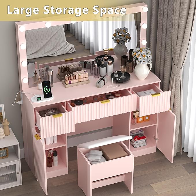 Fluted Makeup Vanity with Large Lighted Mirror and Chair, 7 Drawer Dressing Table with Power Outlet and USB, Elegant Vanity Desk with Cushioned Stool for Bedroom, Women, Girls