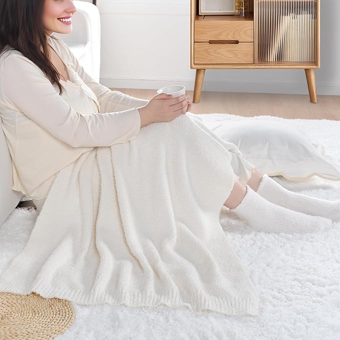 JOOJA Birthday Get Well Soon Cozy Gift Basket Care Package for Women with Blanket, Fuzzy Socks, Eye Mask, Headband Cozy Essentials - White