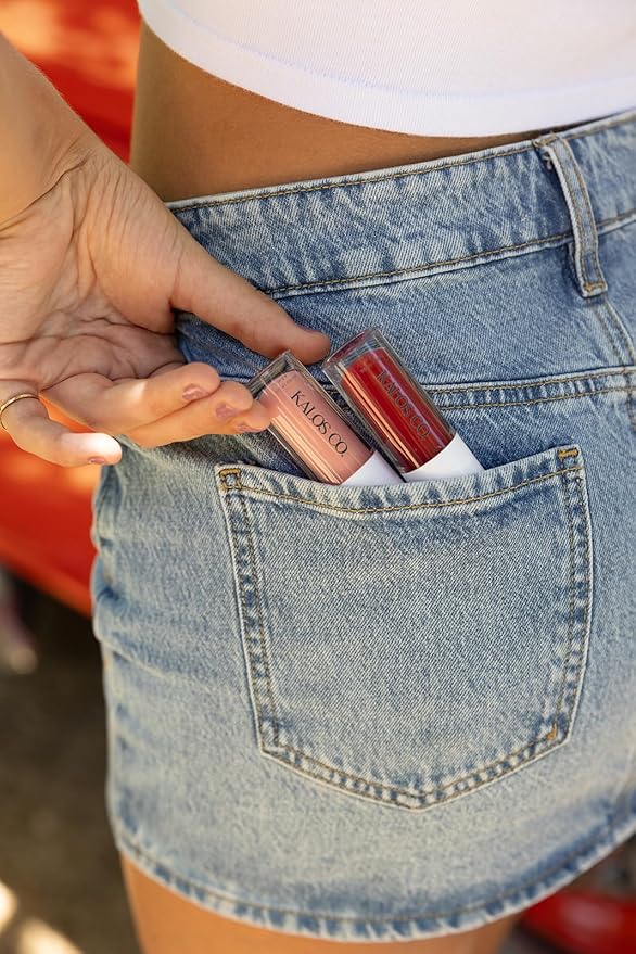 Tinted Lip Oil with Tallow & Lanolin – Hydrating Balm-Gloss Hybrid with Cherry Seed Oil & Castor Oil – Natural Mineral Pigments, Nourishing Moisture, Non-Sticky Shine (5 Shades) (Mahogany)