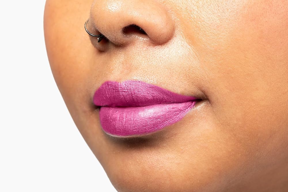 Aromi Metallic Liquid Lipstick | Long-lasting, Fuchsia, Pink Lip Color with Shimmery Finish, Waterproof, Vegan, Cruelty-free, Handmade (Moody Magenta)