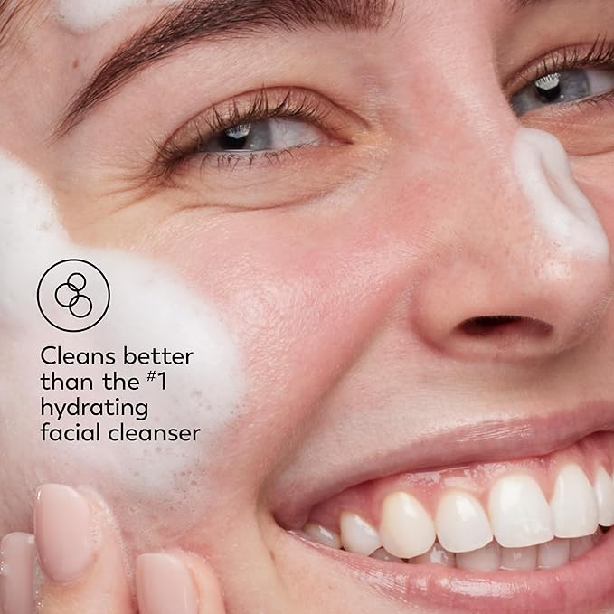 Olay Face Wash, Gentle Cleansing Melts, Fragrance-Free, Daily Use Cleanser, For All Skin Types, Travel Size, Water-Activated to Clean, Tone, and Refresh, 64ct (2 Pack x 32ct)