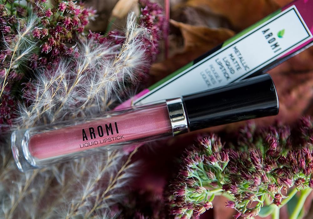 Aromi Rosy Peach Metallic Liquid Lipstick | Rose Gold Lip Color with Shimmery Finish, Vegan, Cruelty-free, Long-lasting and Smudge Proof Lipstick, Handmade (Pumpkin Spice)