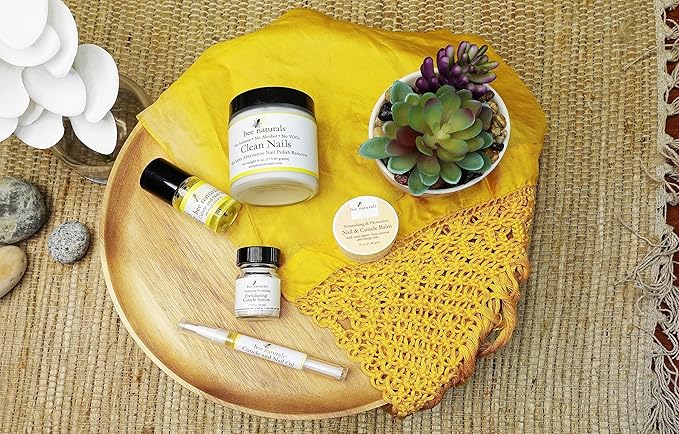 Bee Naturals Natural Nail Care Kit - Natural & Non-Toxic Nail and Cuticle Care Set with Vitamin E - Softens & Protects - Ideal Gift for Repairing Cuticles and Nails