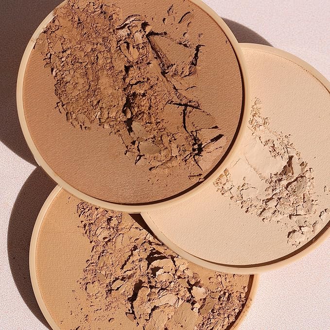 Wander Beauty Wanderlust Powder Foundation - Light - Blurs and Evens Skin Tone - Perfects and Hydrates With Hyaluronic Acid, Aloe, Honeysuckle, & Vitamin E - Lightweight, Buildable Coverage - 0.31 oz